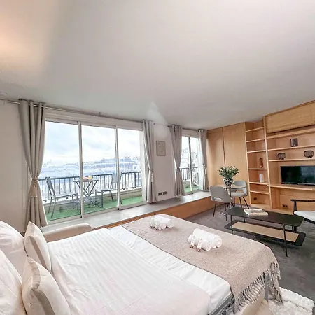 Champs - Elysees View Studio With Balcony - Ac For 3 Paris