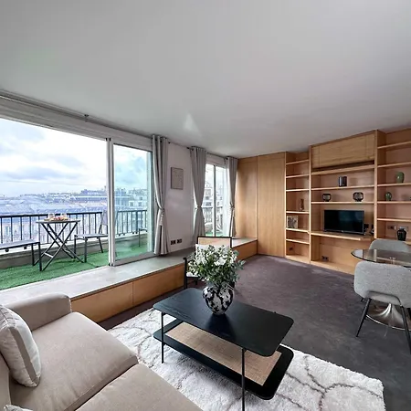 Apartment Champs - Elysees View Studio With Balcony - Ac For 3