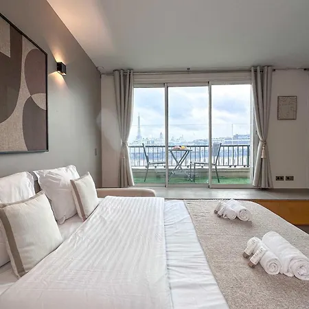 Champs - Elysees View Studio With Balcony - Ac For 3 Apartment