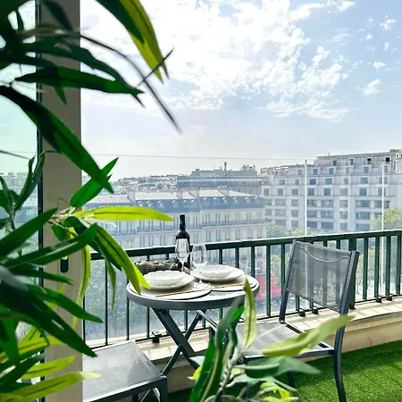 Apartment Champs - Elysees View Studio With Balcony - Ac For 3 Paris