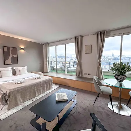 Apartment Champs - Elysees View Studio With Balcony - Ac For 3 Paris